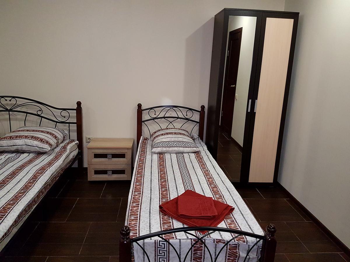 Guest House Black Sea Pizunda Exterior foto