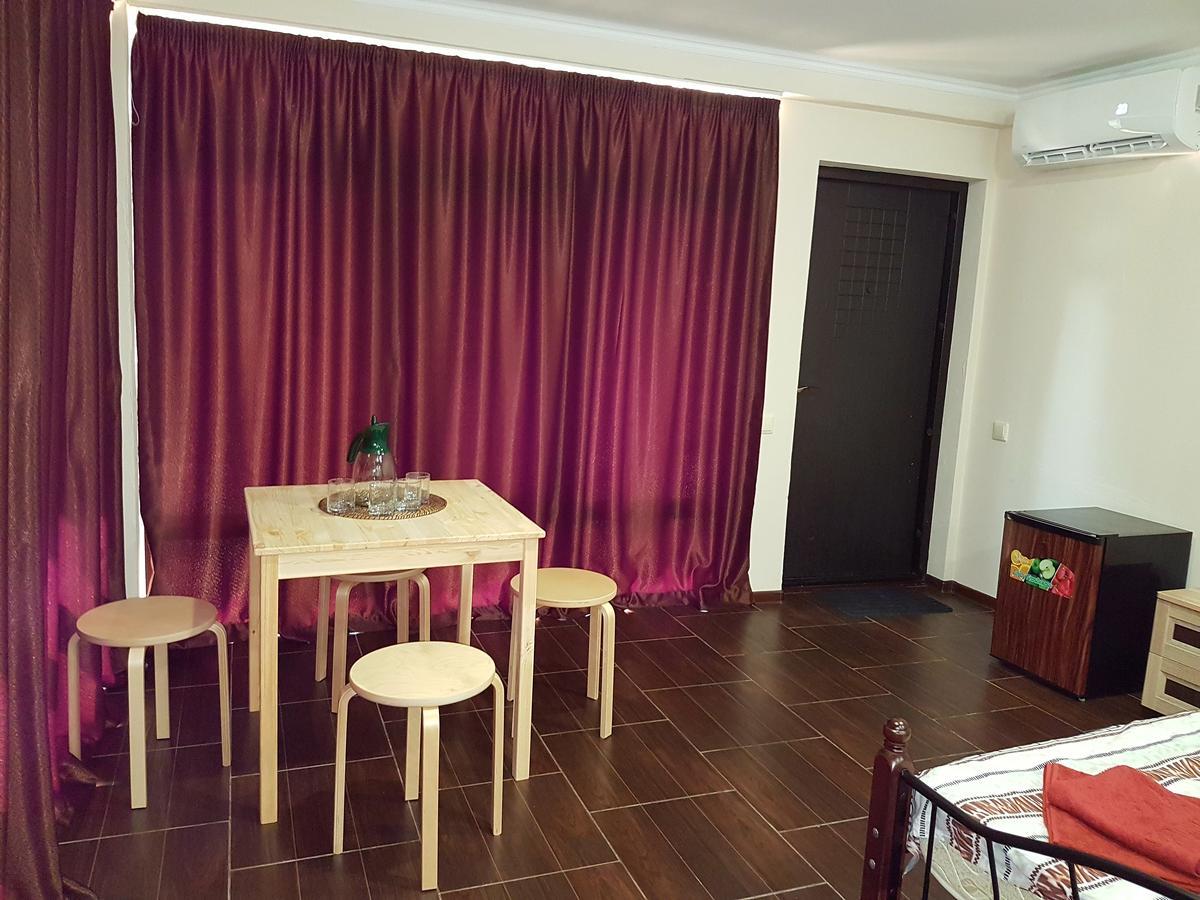 Guest House Black Sea Pizunda Exterior foto