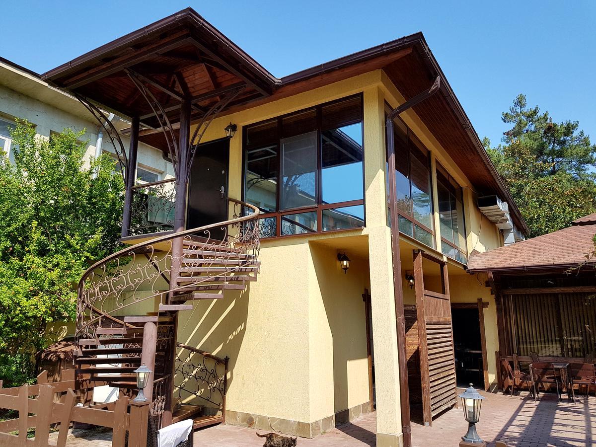 Guest House Black Sea Pizunda Exterior foto